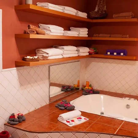 Sunset Attic Apartment